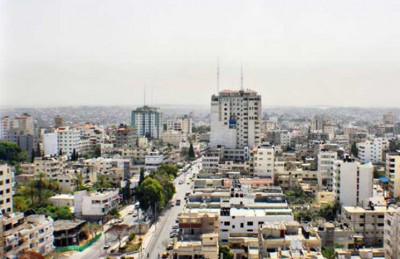 حلم الزواج في غزة يتحقق بـ”التقسيط المُيَسّر”