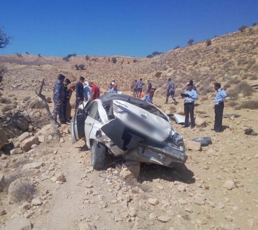 وفاة واصابتان بحادث تدهور في معان