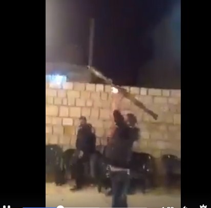 بالفيديو  ..  اطلاق قاذف "اربي جي" و رشاشات (500) في حفلة عرس 