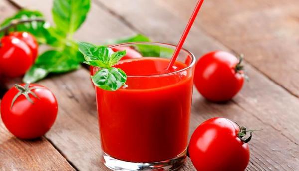 فوائد عصير الطماطم لمرضى ضغط الدم