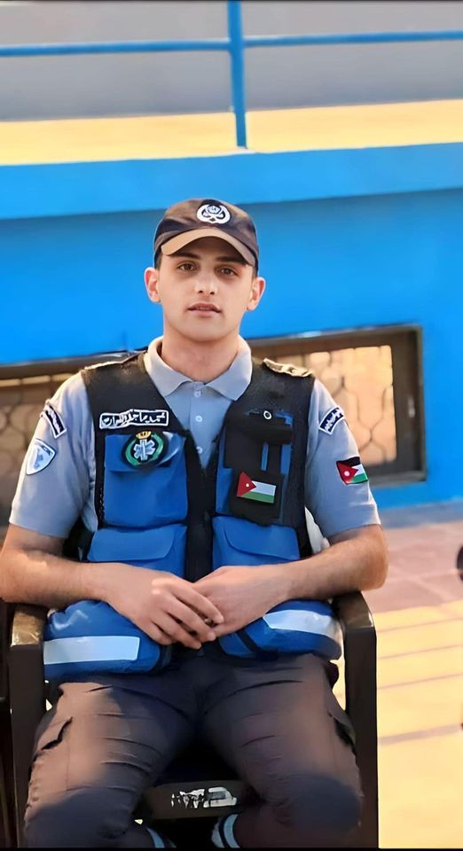 وفاة مسعف حادثة إنقاذ مواطنين علقوا في مدينة ألعاب بالرصيفة  ..  فيديو