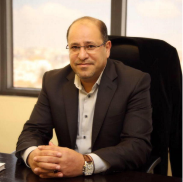  هاشم الخالدي يكتب : رواتب الهيئات المستقلة  .. فساد يزكم الانوف