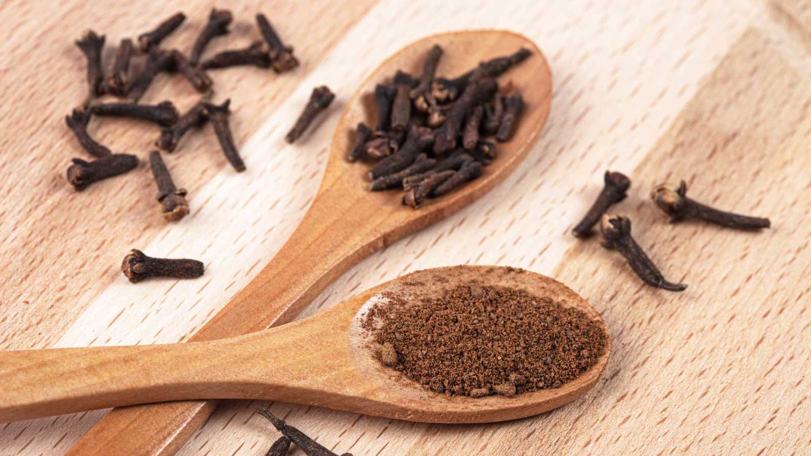 هل القرنفل علاج طبيعي فعّال أم مبالغات شائعة؟ 