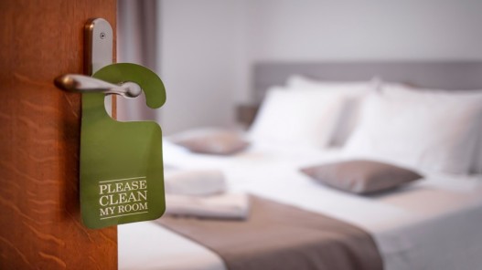 "بسبب تراجع الحركة السياحية" ..  إغلاق أكثر من 28 فندقاً وتسريح 300 عامل في البترا