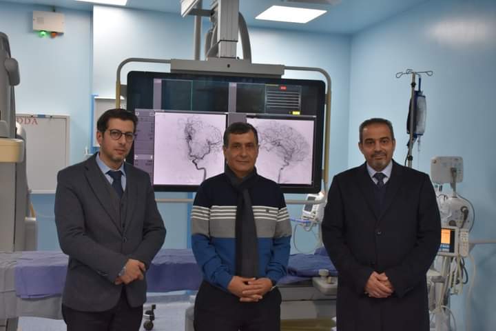 ((انجاز طبي عالمي بابتكار تقنية جديدة في قسطرة الدماغ بمستشفى الملك المؤسس عبدالله الجامعي ))