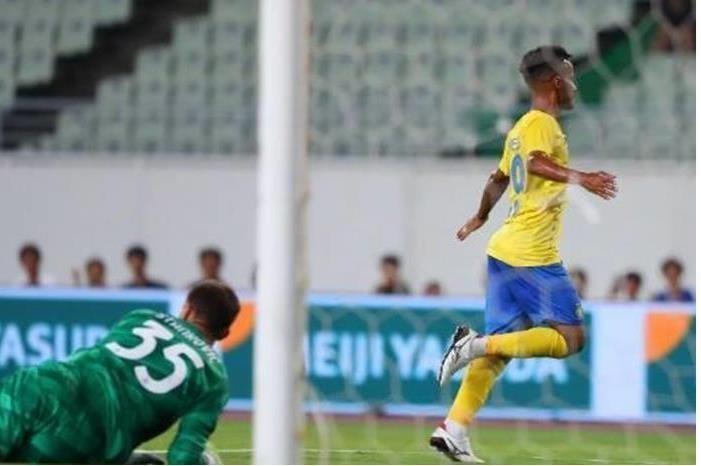 النصر يطمئن جماهيره بالتعادل مع إنتر ميلان