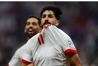 يزن النعيمات يعلق لأول مرة على مفاوضات الأهلي المصري