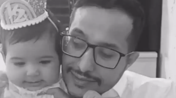 توفي بحادث فلحقته طفلته بعد ساعات ..  يوتيوبر يبكي السعوديين