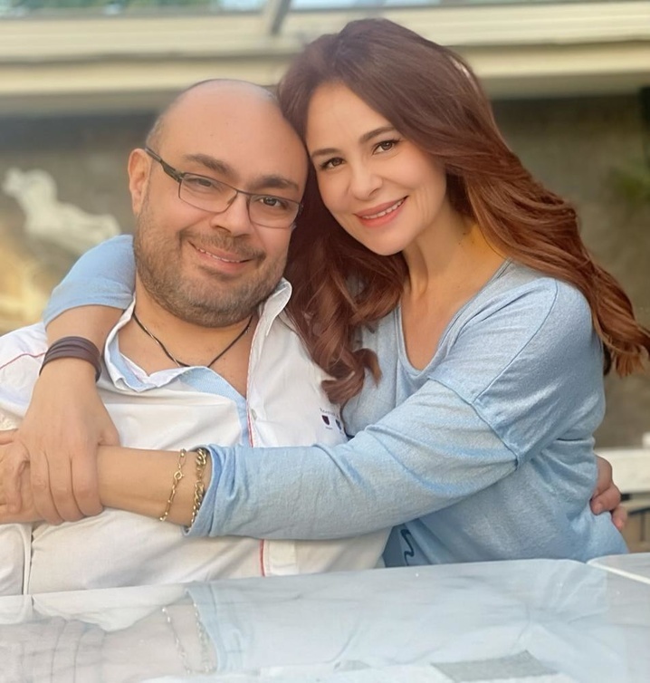 وفاة المنتج المصري وليد مصطفى زوج الفنانة اللبنانية "كارول سماحة"
