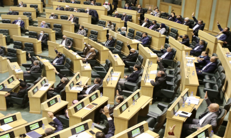 مجلس النواب يقر "مشروع قانون التصديق على تسليم المجرمين بين الأردن و أوكرانيا"