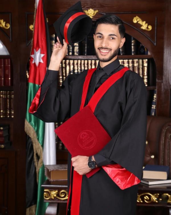 عبدالله الطريفي  ..  مبارك التخرج