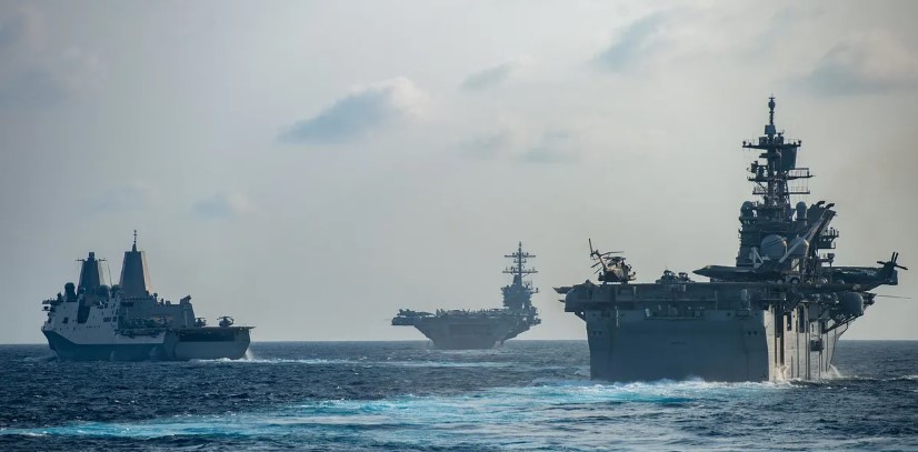 أميركا تدمر صاروخا مضادا للسفن ..  والحوثي يعلن مقتل 37 شخص بـ 3 أشهر