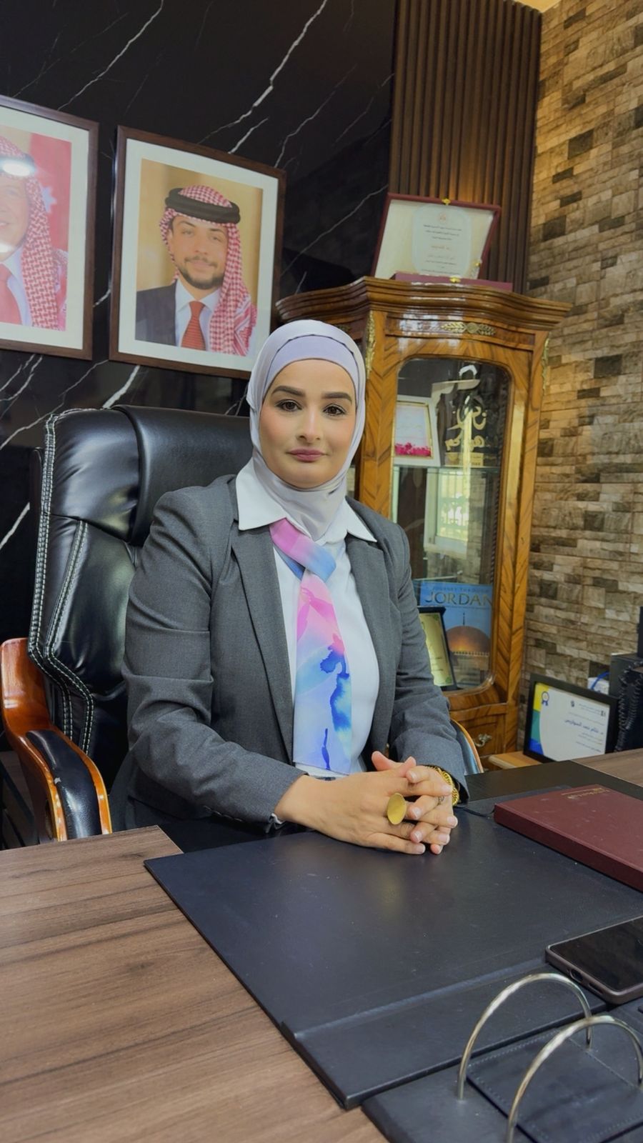 الدكتورةُ ختامُ السواريس تكتب: ليومُ الوطنيُّ للعلمِ في المملكةِ الأردنيةِ الهاشمية: رمزُ الفخرِ والكرامةِ والانتماءِ