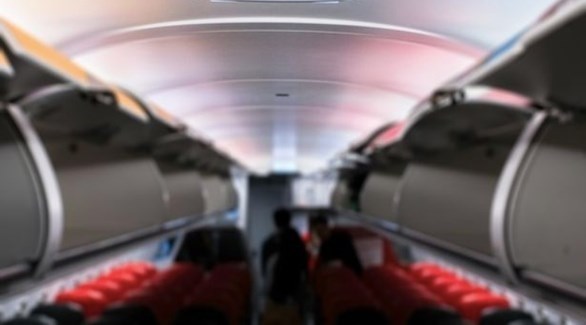 شركة طيران تحظر استخدام مقصورات الأمتعة العلوية للطائرة