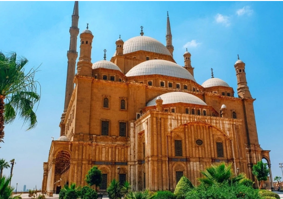 سياحة تعليمية للأطفال في القاهرة: بين التاريخ والترفيه