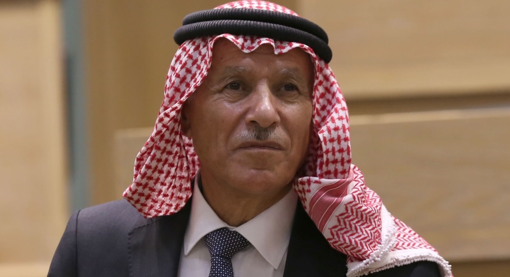 ما قصة تنازل النائب العرموطي عن مقعده في الجلسة النيابية؟