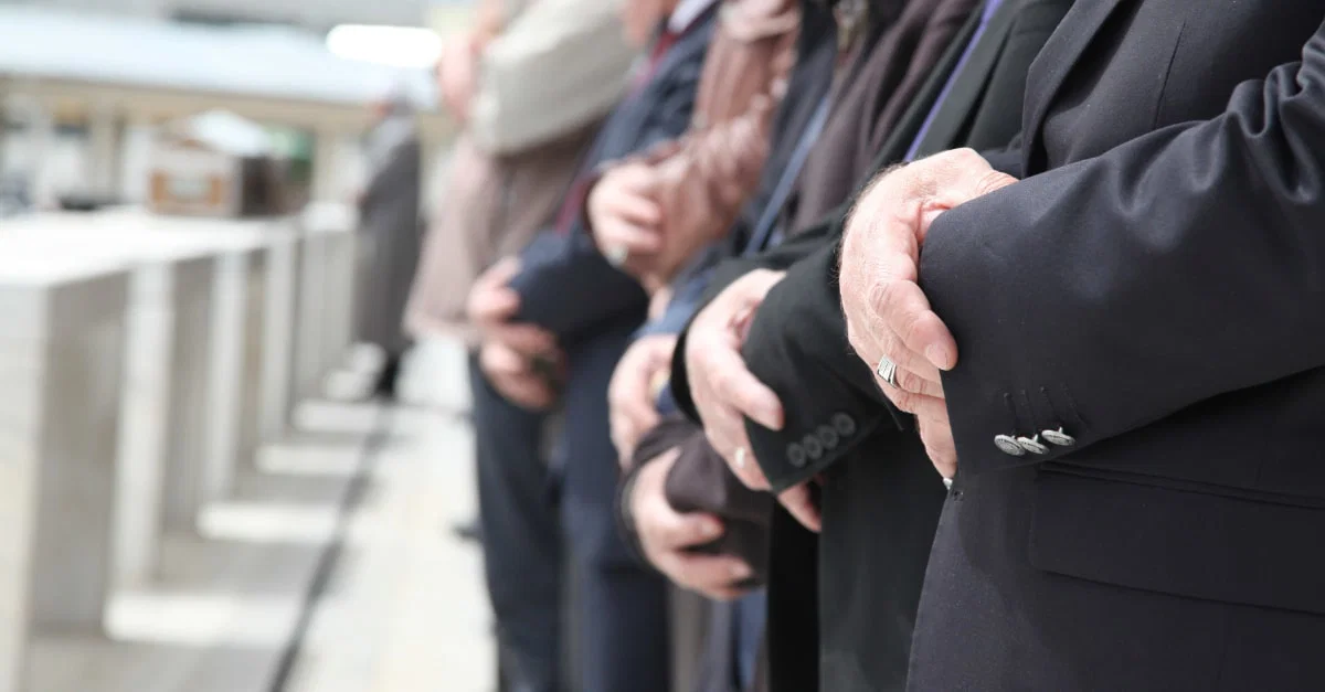 تفسير رؤية صلاة الجنازة في المنام  