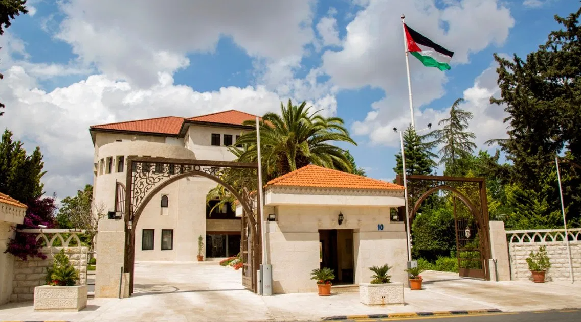 بشرى سارة من الحكومة للأردنيين  ..  تخفيض و توحيد رسوم  ..  تفاصيل