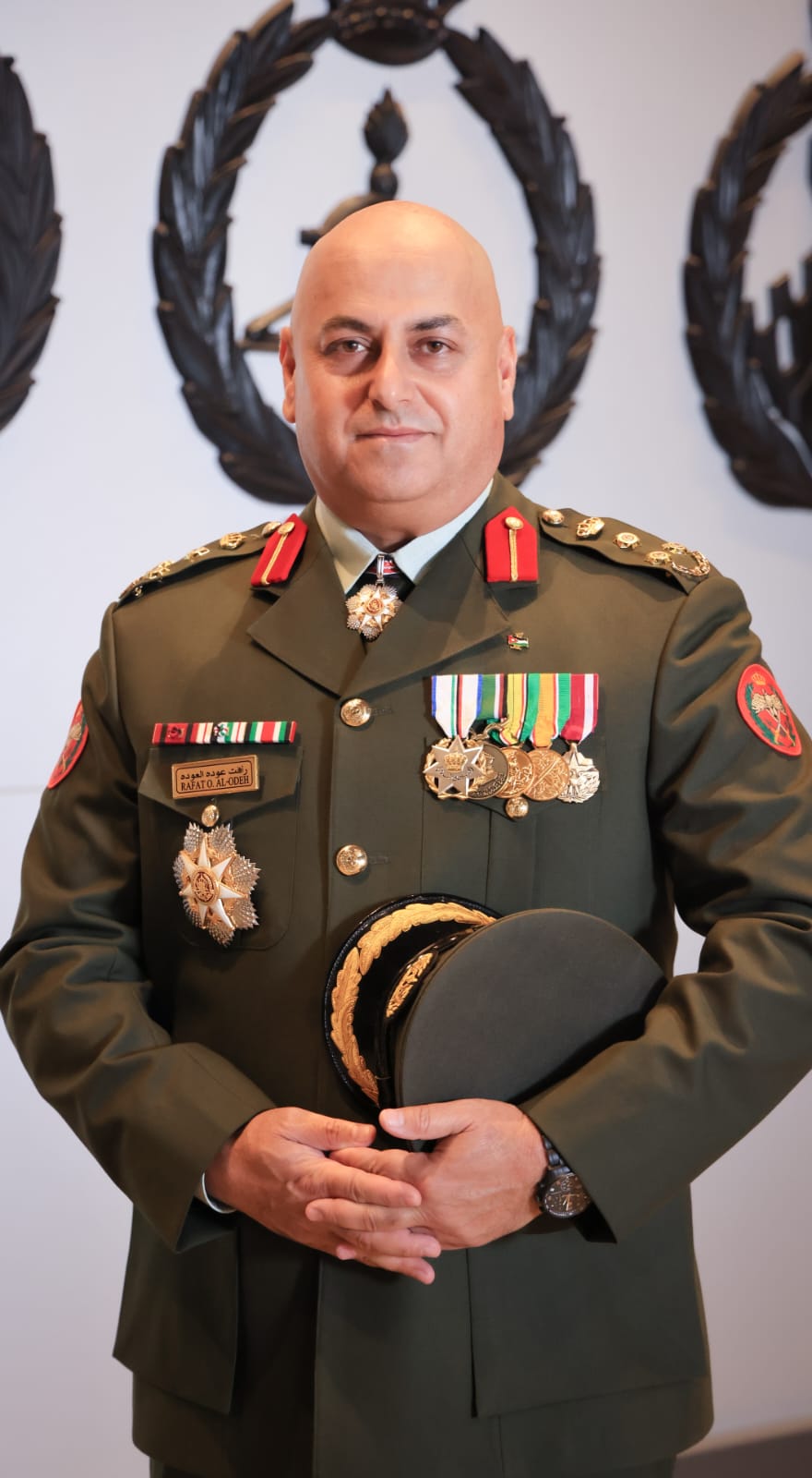 العميد رأفت العوده  ..  مُبارك الإنعام الملكي بوسام الاستقلال من الدرجة الثانية