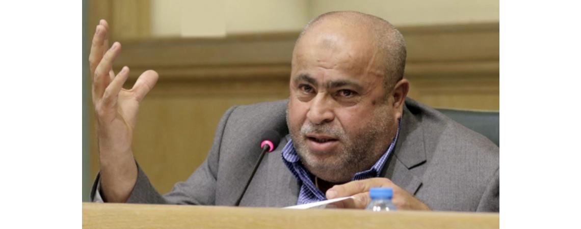 عطية يطالب الحكومة بمساعدة العاملات في الحضانات الخاصة للأطفال