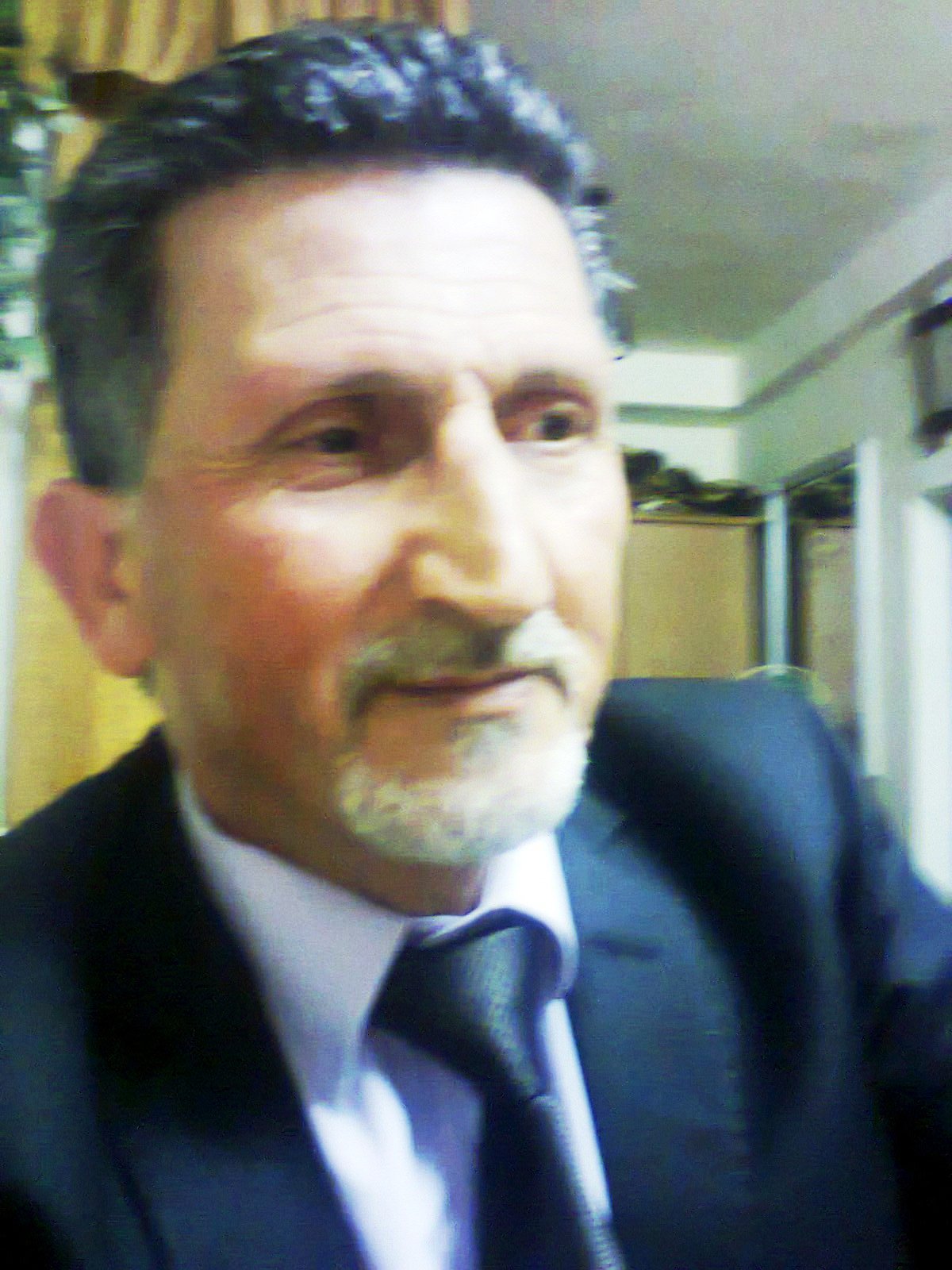 أيها المرشح  ..  " ليسَ كُل صيدٍ يُؤكلُ لحمه "  .. !!