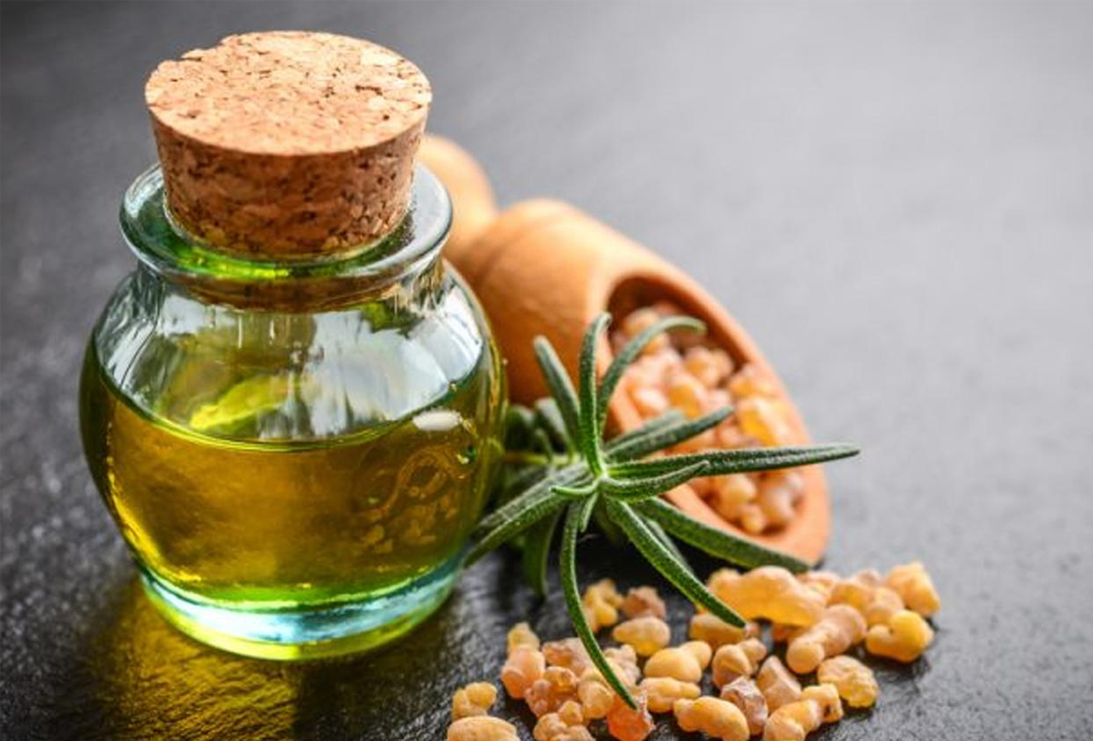 التبخر باللبان من أشهر طرق العلاج من الأمراض منذ مئات السنين، فما هي فوائده؟