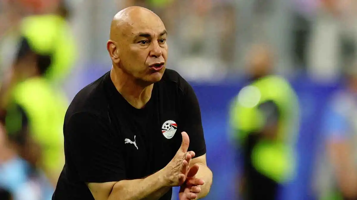 بعد مشاجرة الساحل الشمالي ..  حسام حسن يطلق زوجته الأولى