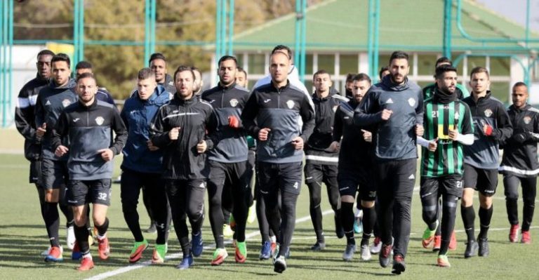 الوحدات يواصل تدريباته استعدادا للقاء الخميس
