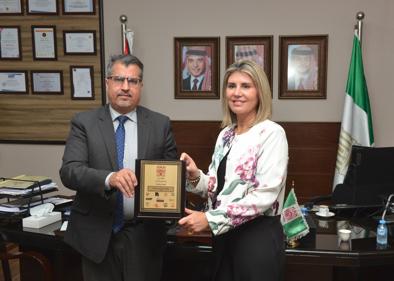 جامعة البترا تستضيف أمين عام اللجنة الأولمبية الأردنية ضمن فعاليات "صالون البترا الثقافي"