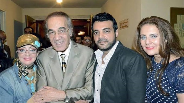 بالفيديو  ..  شهيرة لا يوجد علاج لمرض محمود ياسين وهذا مافعلته مع أولاده