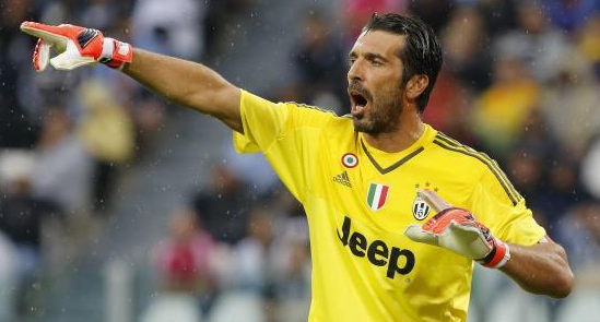 بوفون يحرج مانشستر سيتي بتصريح مثير