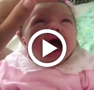 بالفيديو .. طريقة سريعة لتهدئة البيبي وتنويمه