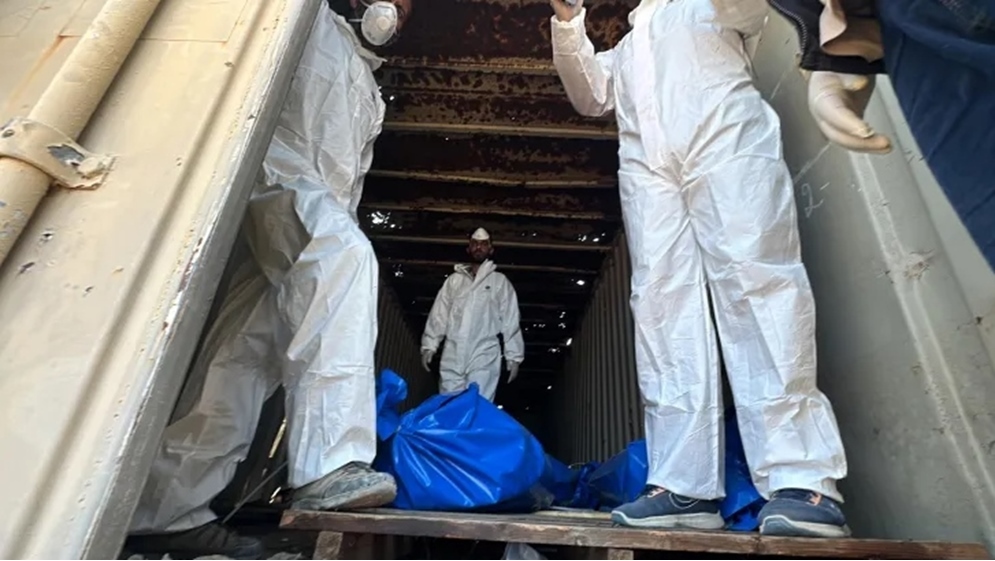 الاحتلال يسلم جثثا متحللة لأسرى فلسطينيين