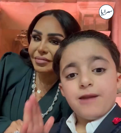 "جيرة الله تيجي على الدار" ..  طفل أردني يعزم أحلام على منسف وردّها يثير الإعجاب - فيديو 