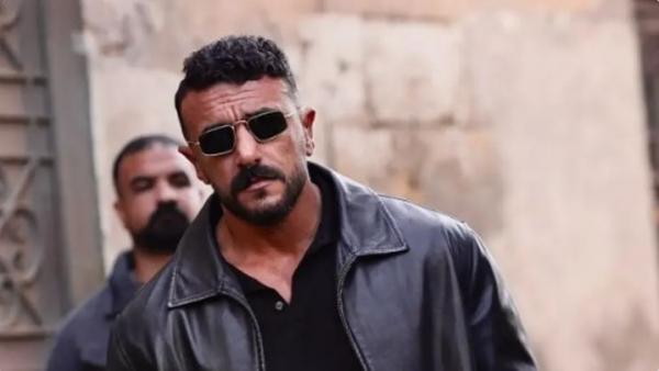 أحمد العوضي يفجر مفاجأة: السنة الجاية سأكون معكم أنا والمدام