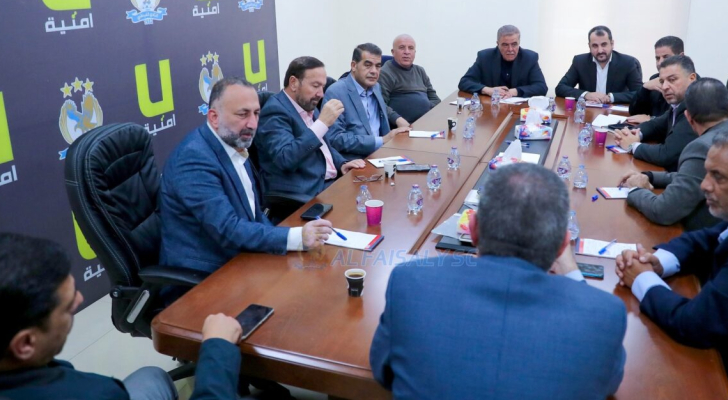 أندية المحترفين ترفض دعم الاتحاد المالي وتصفه بـ"التعويض"