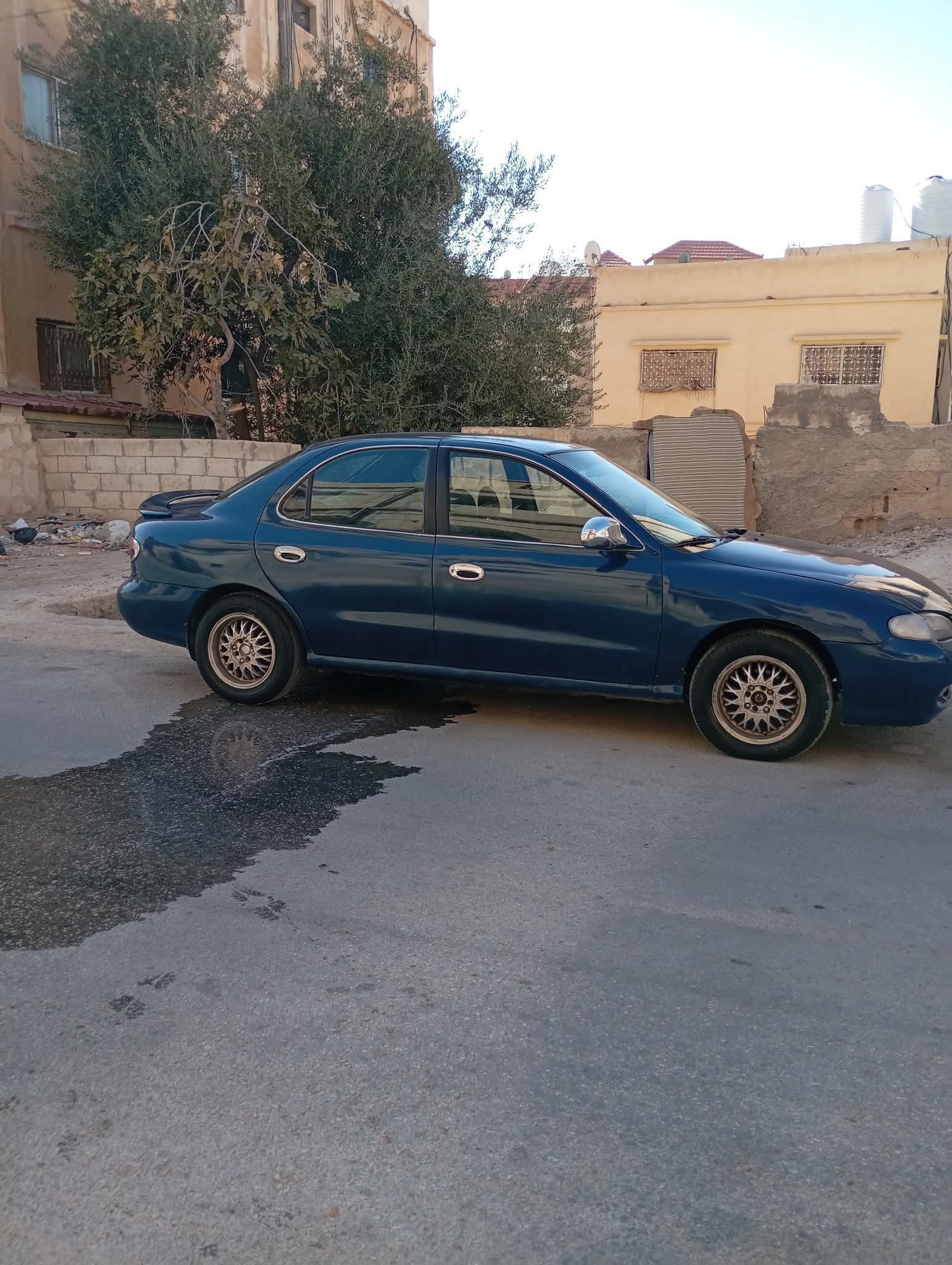 هونداي افانتي موديل 95 جير عادي 1800 دينار
