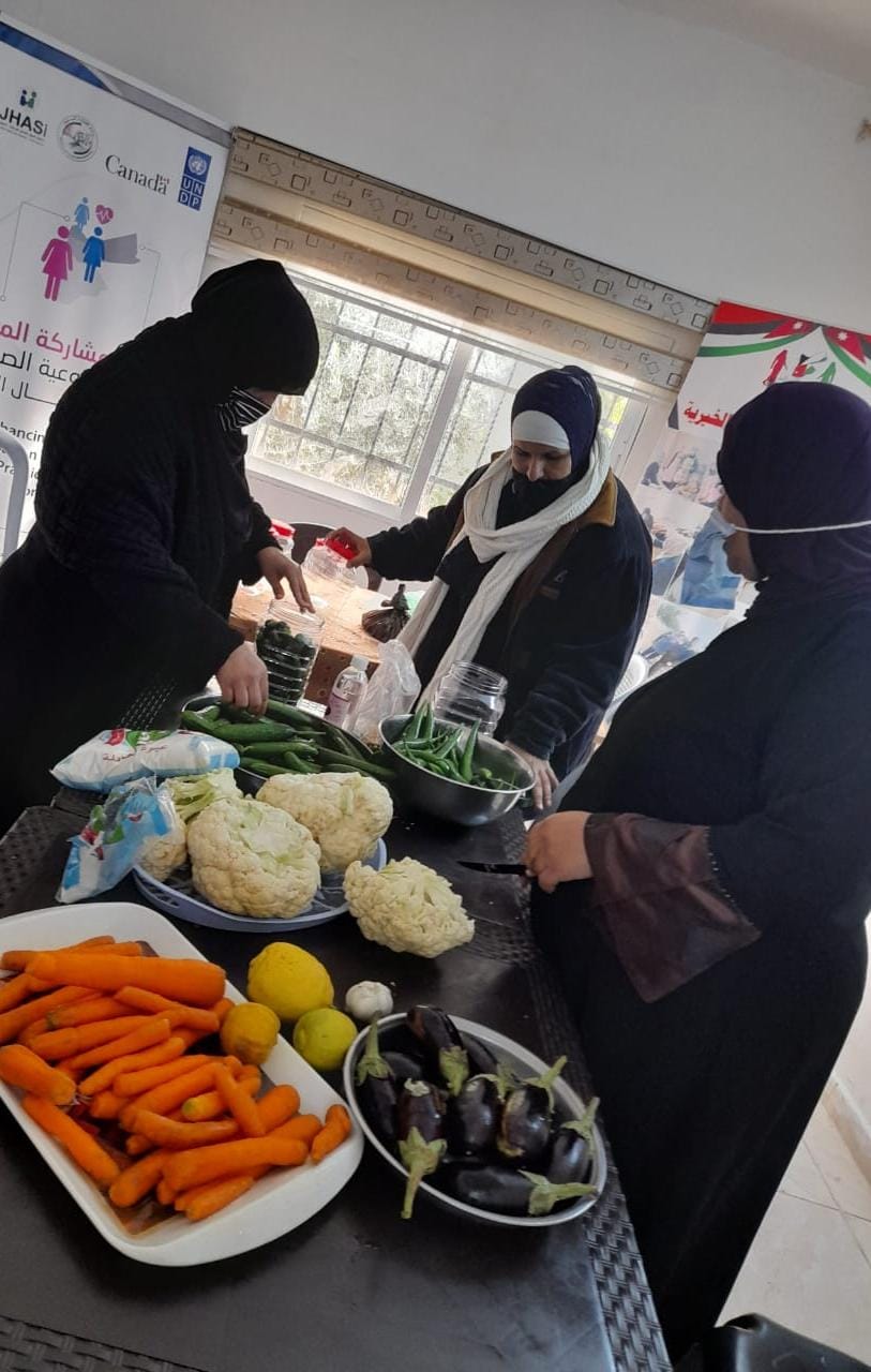 الأغوار الشمالية:جمعية خيرية تتجاوز مهمة توزيع المساعدات إلى التدريب والاعتماد على الذات ..  صور 