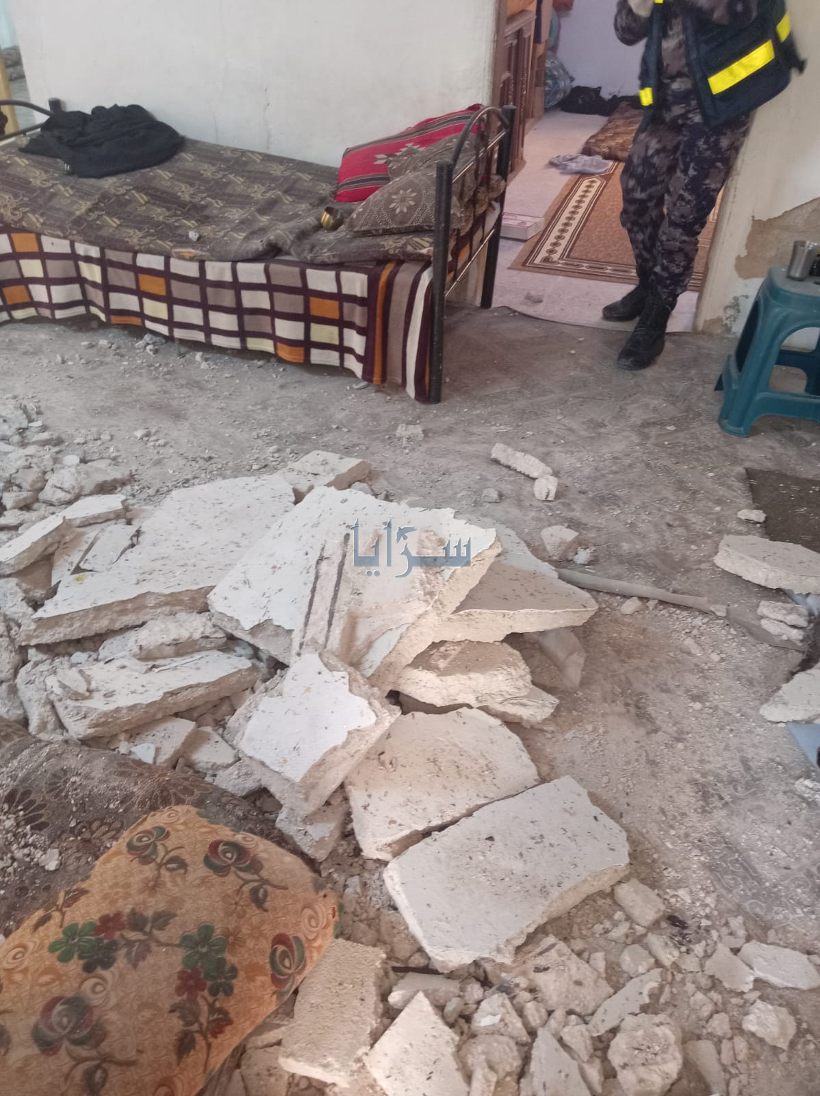 اصابتان إثر سقوط أجزاء من سقف منزل بالاغوار الشمالية ..  صور