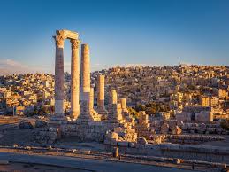 تقلبات حادة في طقس الأردن ..  أجواء صيفية مؤقتة يعقبها انخفاض حاد وبرودة لافتة بداية أيار