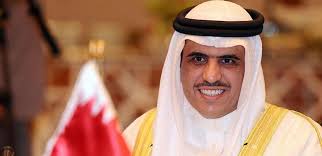 وزير شؤون الإعلام البحريني ينتقد احتكار الرياضة وتسييسها