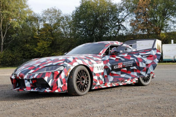 بالصور  ..  مقابل 2.1 مليون دولار ..  "Toyota Supra" أغلى سيارة يابانية على الإطلاق  