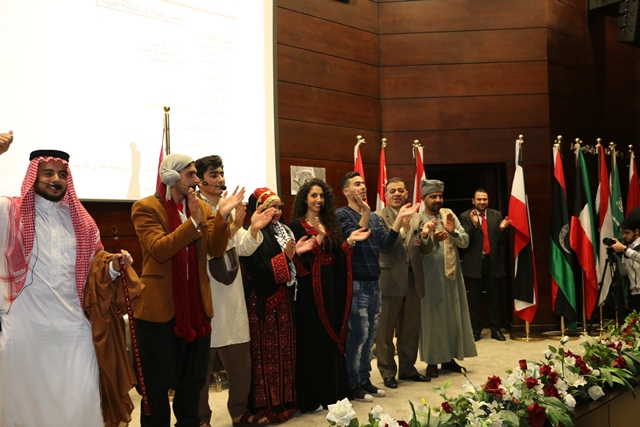  تكريم الطلبة العرب والأجانب  في " الشرق الأوسط "