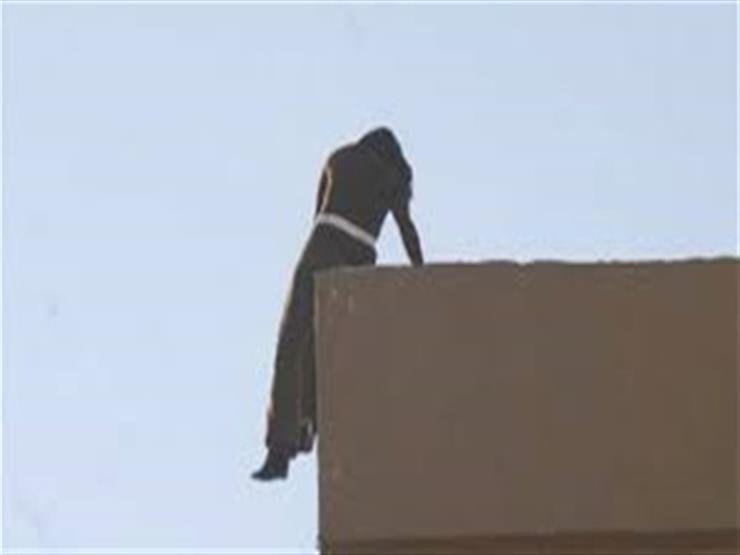 بعد 4 محاولات فاشلة ..  انتحار مصرية قفزت من الطابق السادس 