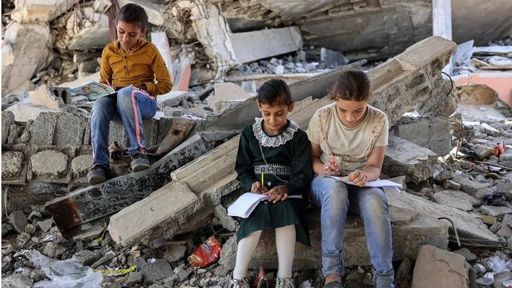 600 ألف طفل بغزة بلا تعليم منذ عامين