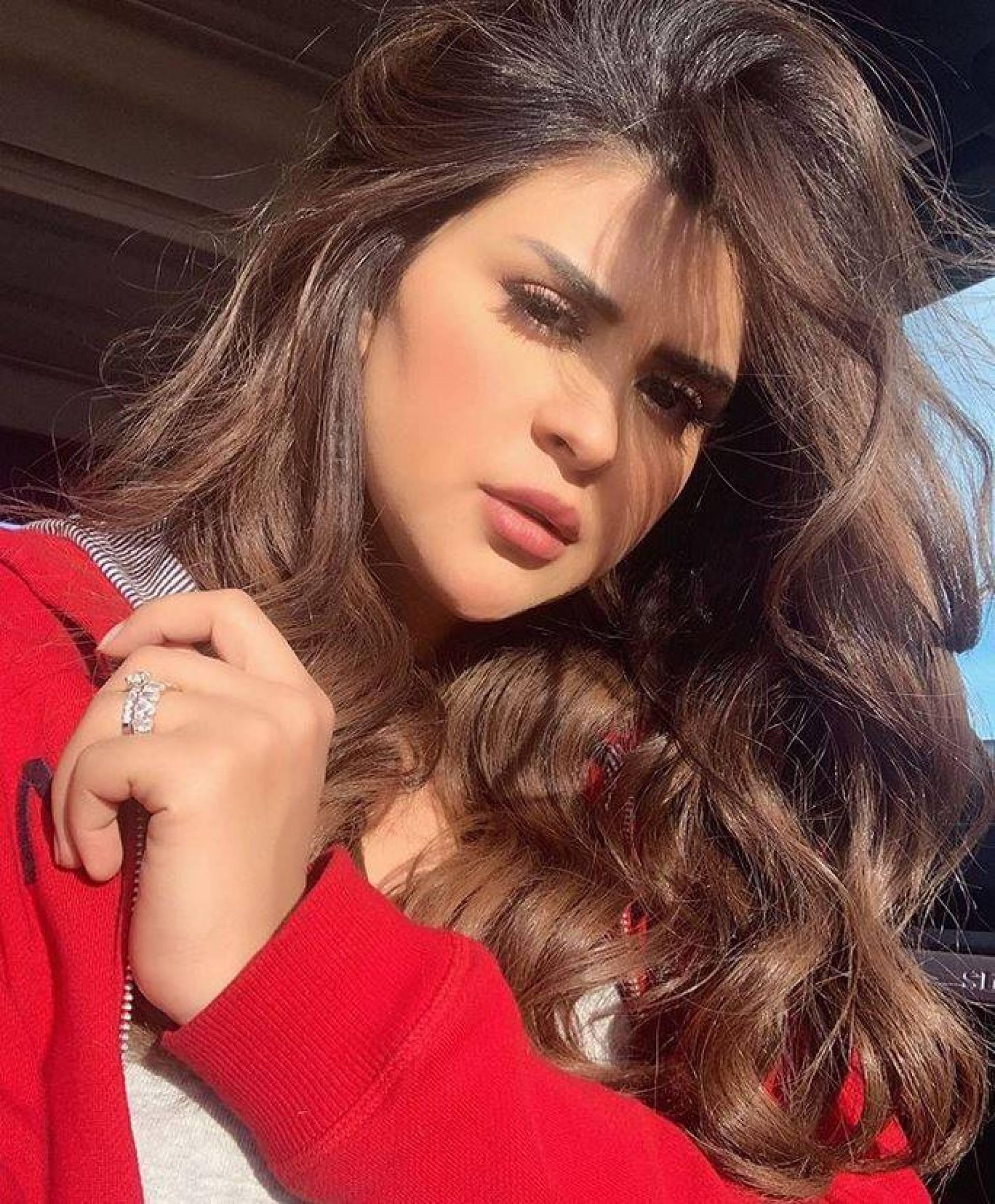 بالصورة – للمرة الأولى شاهدوا وجه ابن سلمى رشيد