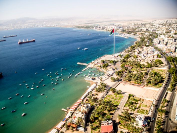 حملة لتنظيف جوف البحر في العقبة