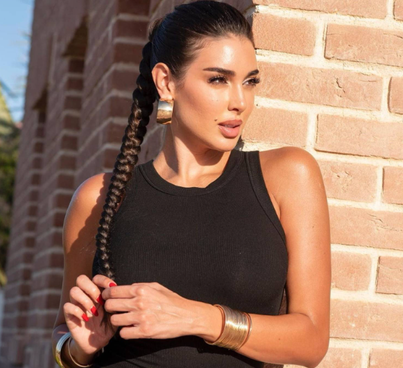 بالفيديو ..  ياسمين صبري وسط البلبلة بسبب حادث دراجة نارية