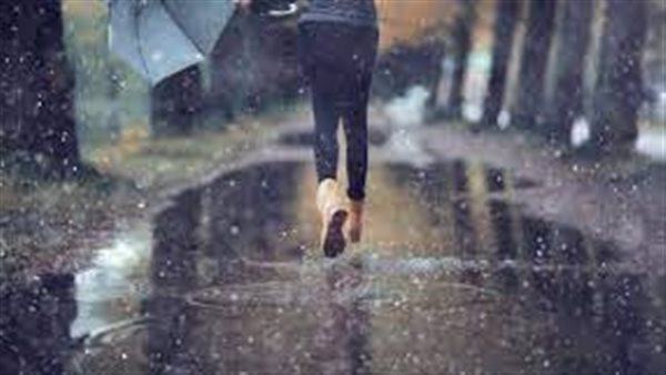 تفسير حلم السير تحت المطر في المنام