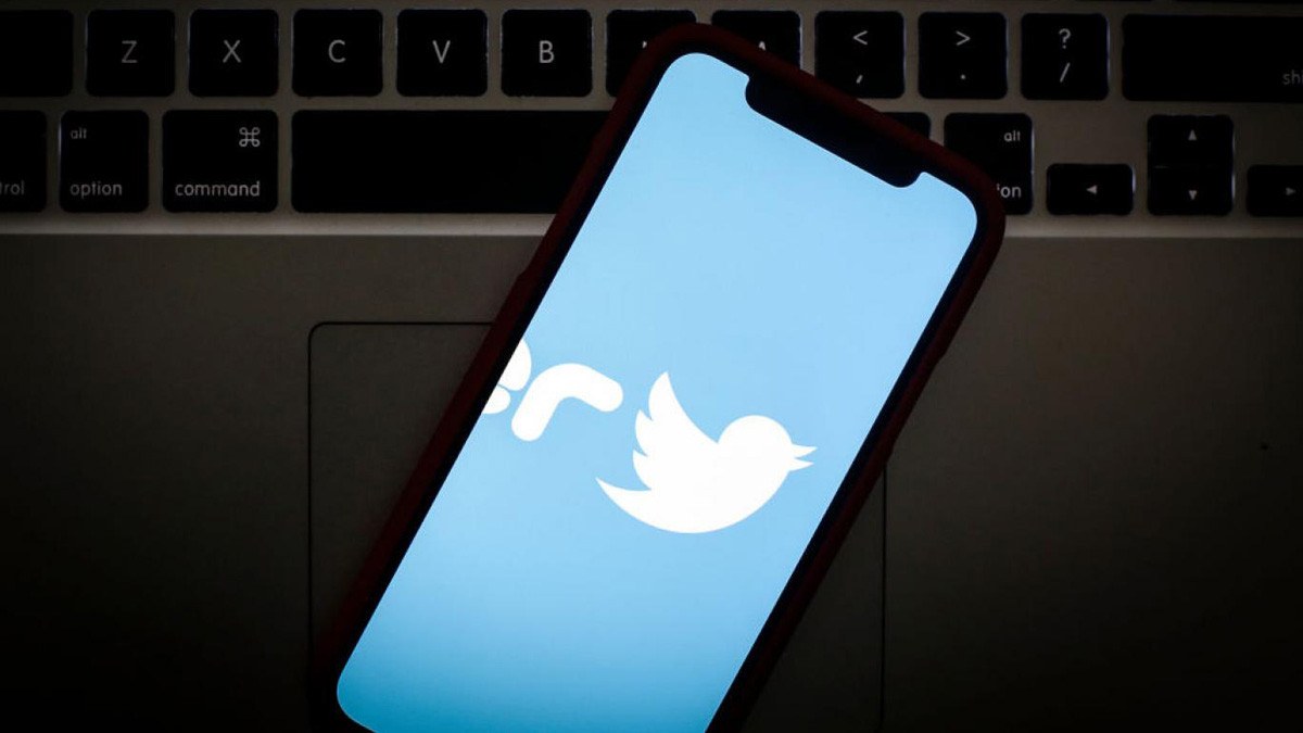 بينهم أوباما وبيل غيتس ..  اختراق حسابات لشركات وشخصيات شهيرة على تويتر